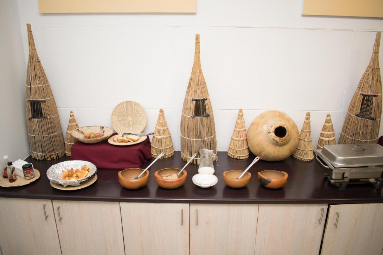 Ekamuti Town Lodge Oniihandi Luaran gambar